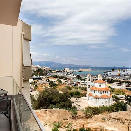 Minimal Loft Art With Sea View Over Heraklion Harbour Kültér fotó