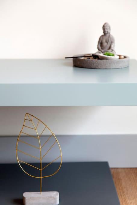 Minimal Loft Art With Sea View Over Heraklion Harbour Kültér fotó