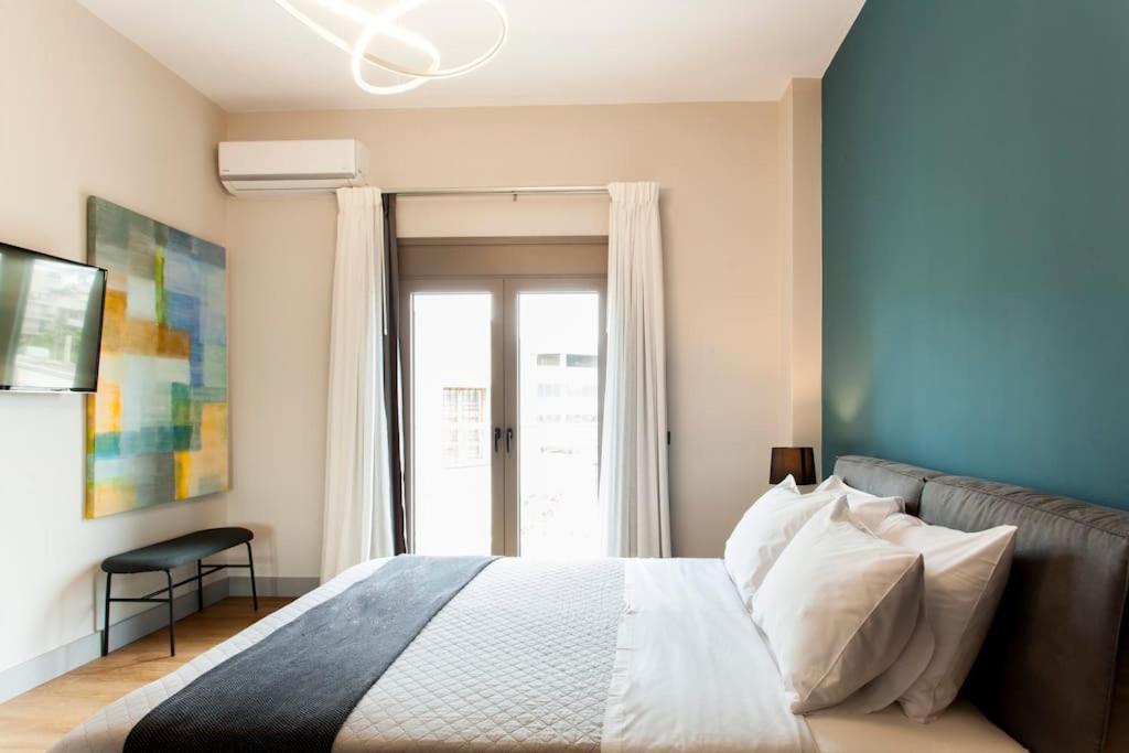 Minimal Loft Art With Sea View Over Heraklion Harbour Kültér fotó